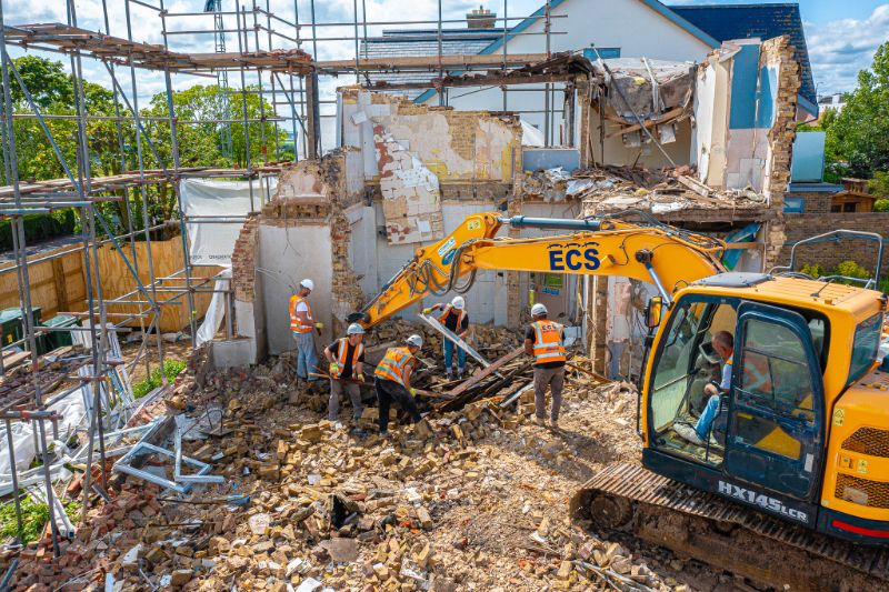 ECS manpower used for Essex demolition